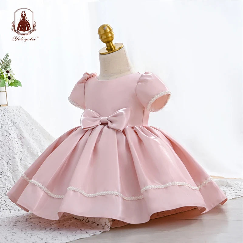 Pretty Pearls and Bows